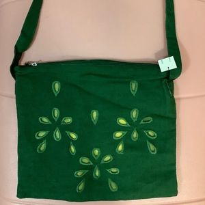 Women’s shoulder bag nice and light NWT